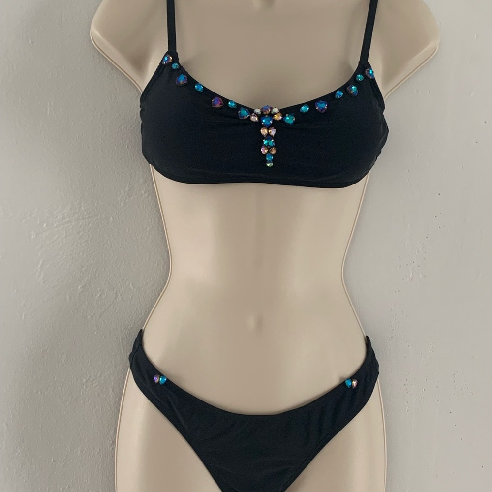 MUSG HAVE SWIMSUIT